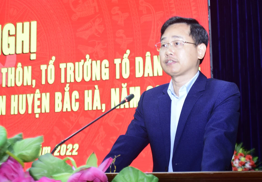 Bắc Hà gặp mặt bí thư chi bộ, trưởng thôn, tổ trưởng tổ dân phố, người có uy tín trên địa bàn ảnh 3