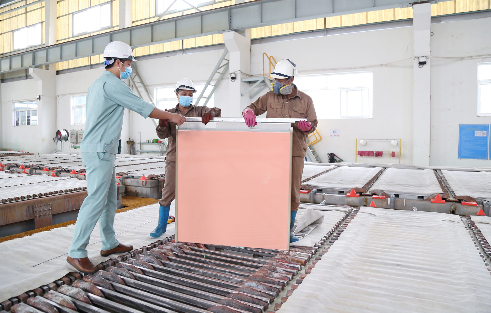 Duy trì mạch sản xuất công nghiệp những ngày nghỉ lễ Quốc khánh 2/9 ảnh 2