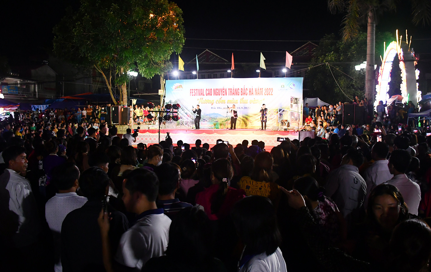 Khai mạc Festival Cao nguyên trắng Bắc Hà mùa thu năm 2022 ảnh 1