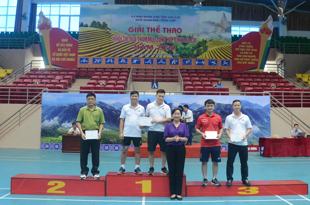 Sở Kế hoạch - Đầu tư giành giải Nhất toàn đoàn Giải thể thao Khối thi đua tham mưu tổng hợp ảnh 5