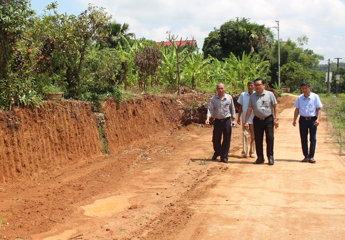 Xã Sơn Hải đẩy nhanh tiến độ thi công mở rộng các tuyến đường giao thông nông thôn.