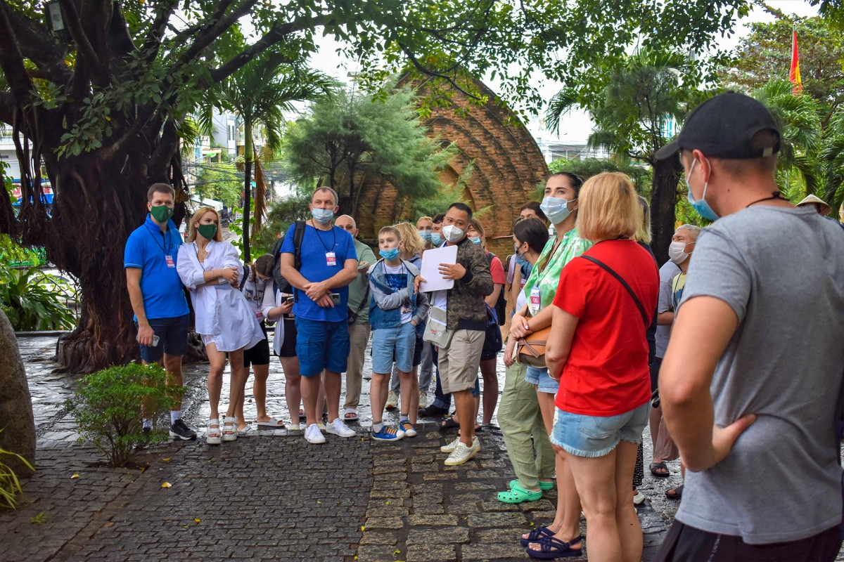 Nỗi lòng những hướng dẫn viên chưa thể quay lại với nghề ảnh 2 Nỗi lòng những hướng dẫn viên chưa thể quay lại với nghề ảnh 2