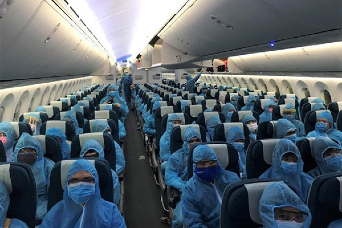 Việt Nam đã tổ chức gần 2.000 chuyến bay giải cứu đưa những người Việt có hoàn cảnh đặc biệt khó khăn về nước trong đại dịch Covid-19.