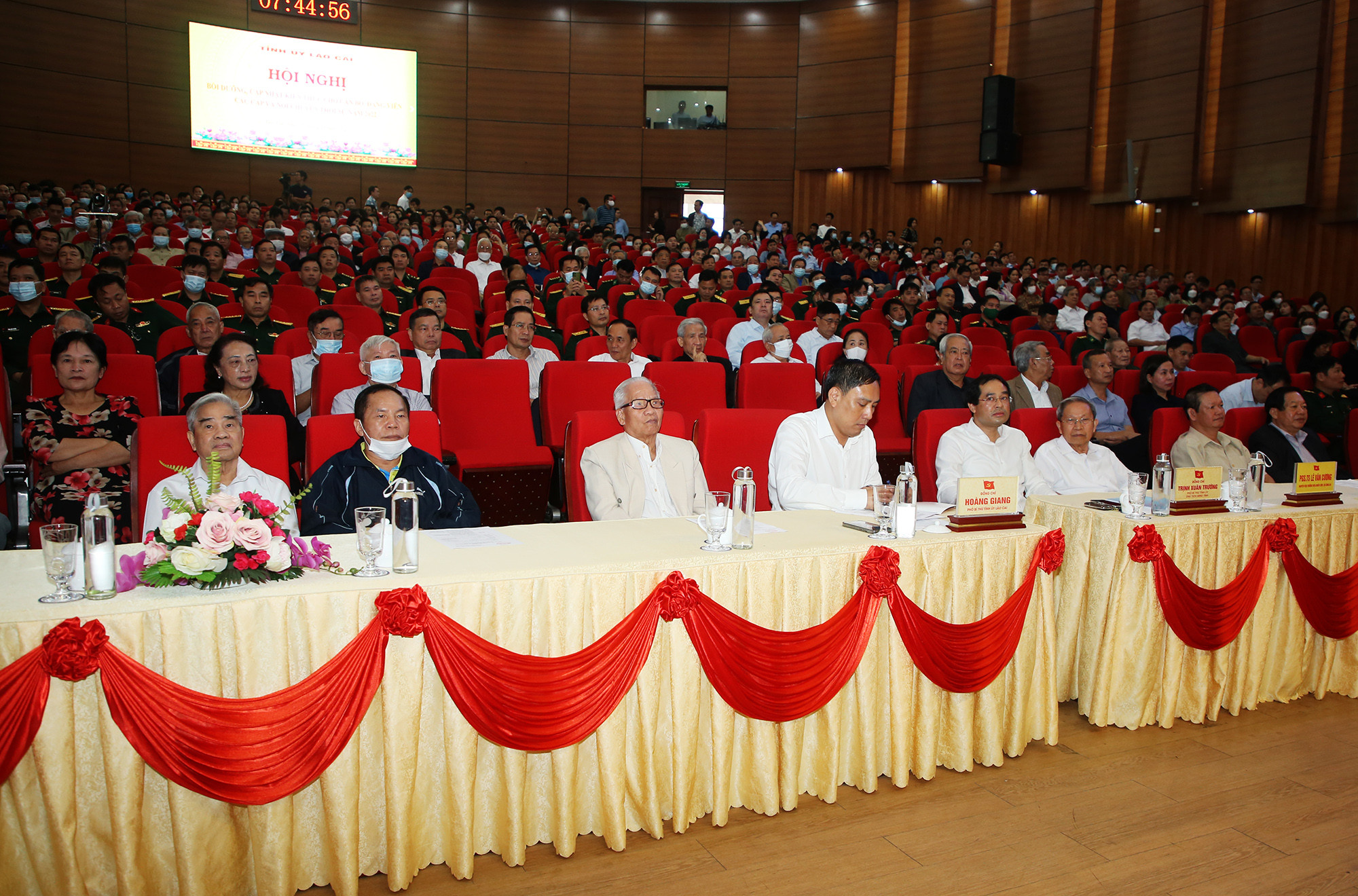 Hơn 21.700 cán bộ, đảng viên tham gia hội nghị bồi dưỡng, cập nhật kiến thức ảnh 3