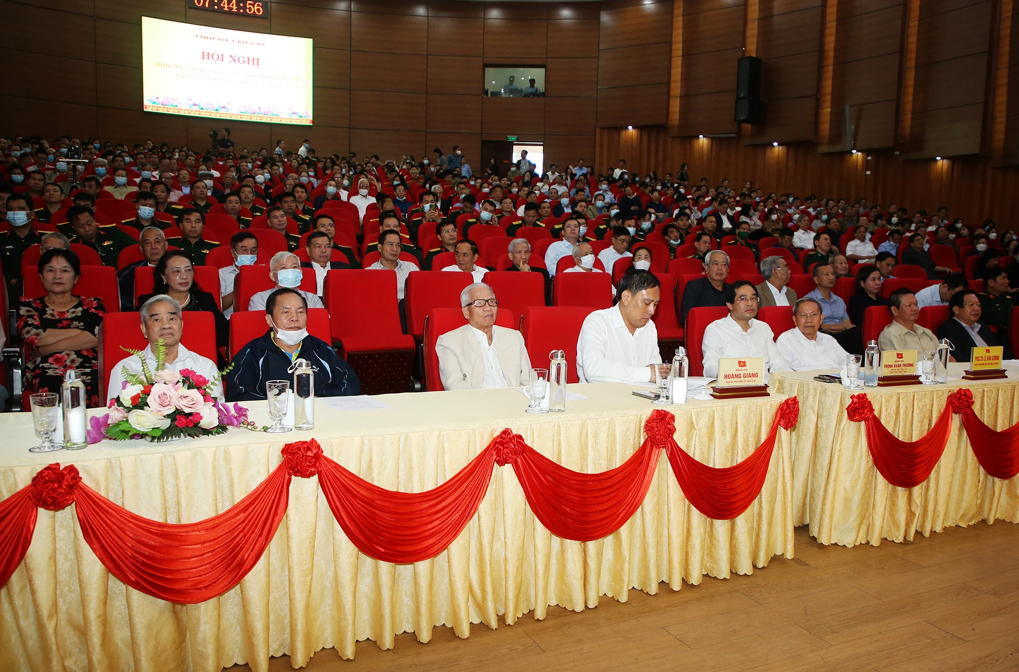 Hơn 21.700 cán bộ, đảng viên tham gia hội nghị bồi dưỡng, cập nhật kiến thức ảnh 3 Hơn 21.700 cán bộ, đảng viên tham gia hội nghị bồi dưỡng, cập nhật kiến thức ảnh 3