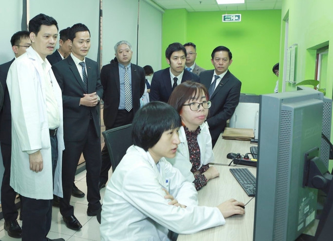 Ứng dụng AI và các giải pháp công nghệ trong sàng lọc, chẩn đoán sớm ung thư vú. Ứng dụng AI và các giải pháp công nghệ trong sàng lọc, chẩn đoán sớm ung thư vú.