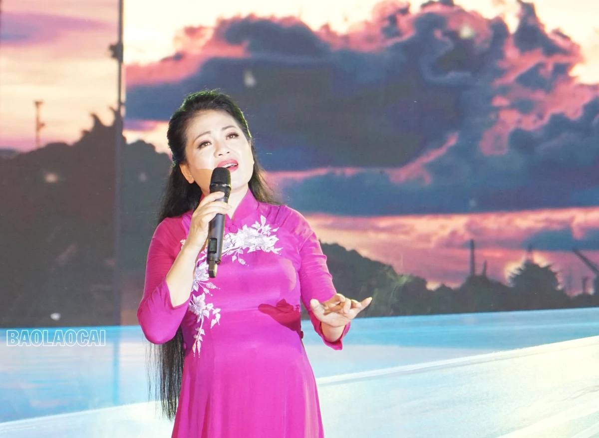 Hấp dẫn chương trình nghệ thuật đặc biệt tại Lễ hội đền Bảo Hà năm 2022 ảnh 4