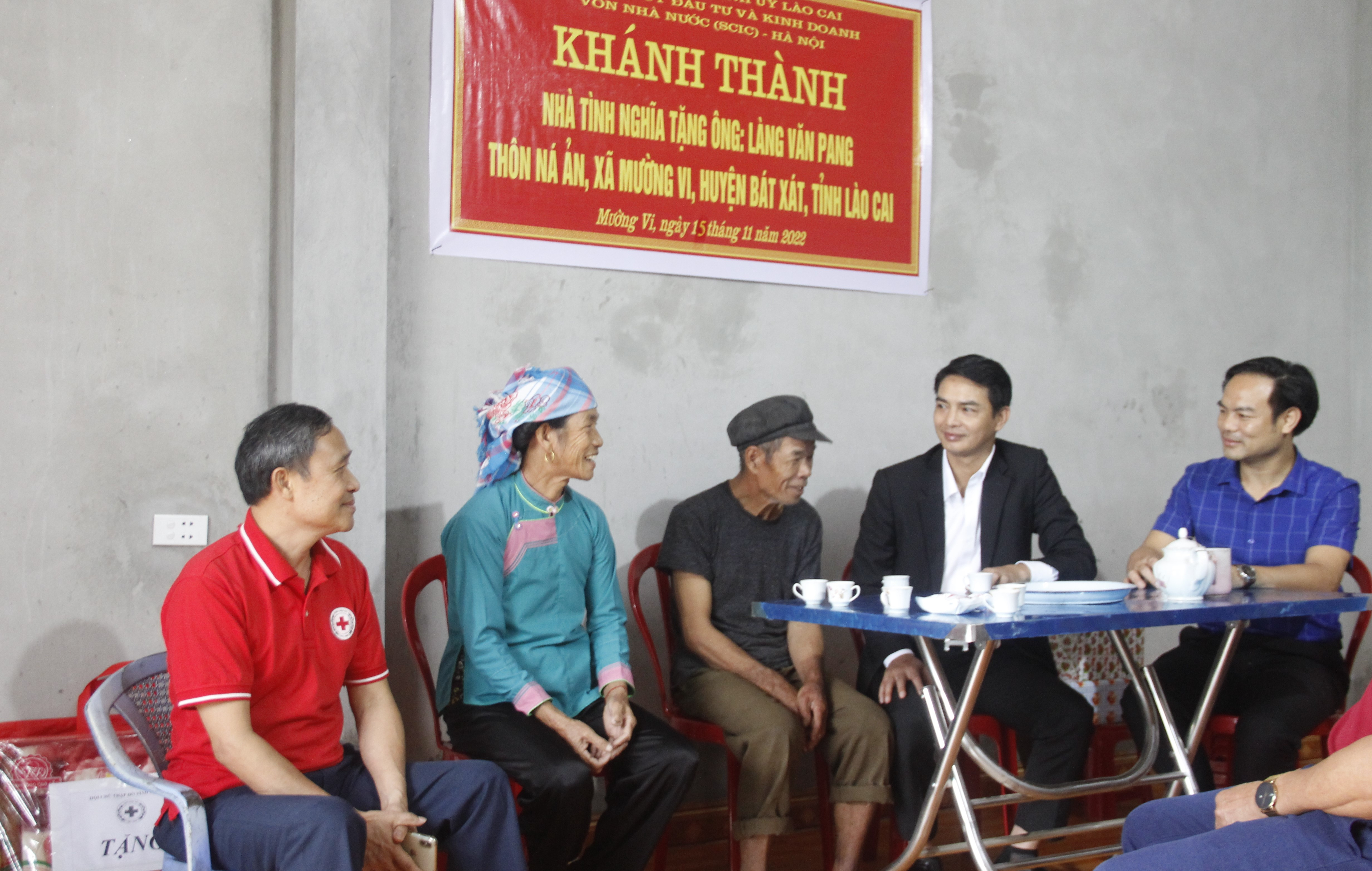 Bàn giao nhà cho hai hộ nghèo tại xã Mường Vi (Bát Xát) ảnh 3