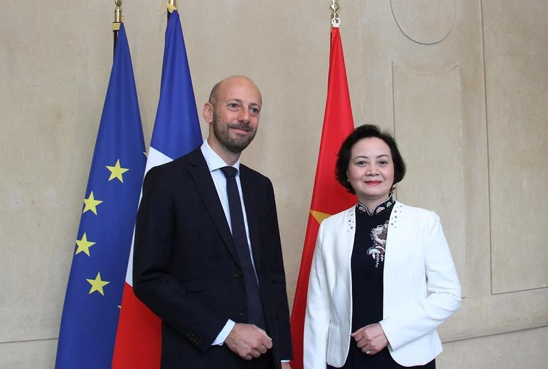 Việt Nam và Pháp tăng cường hợp tác về cải cách công vụ, chuyển đổi số ảnh 1 Việt Nam và Pháp tăng cường hợp tác về cải cách công vụ, chuyển đổi số ảnh 1