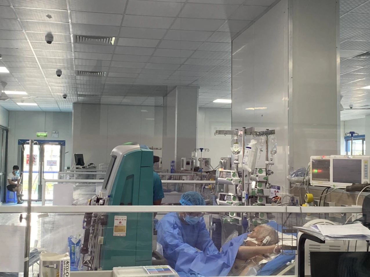 Điều trị bệnh nhân COVID-19 nặng.