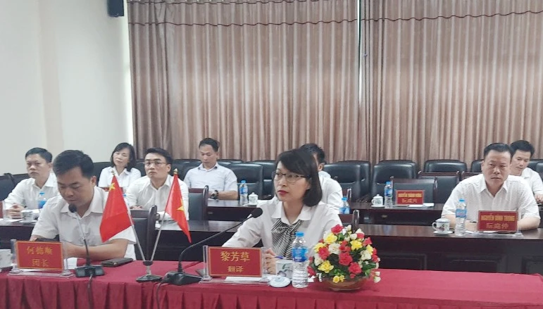 Đoàn đại biểu Lào Cai tham gia hội đàm.