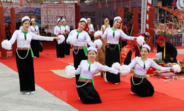 Ngày hội Văn hóa, Thể thao và Du lịch các dân tộc vùng Tây Bắc ảnh 2 Ngay hoi Van hoa, The thao va Du lich cac dan toc vung Tay Bac hinh anh 2