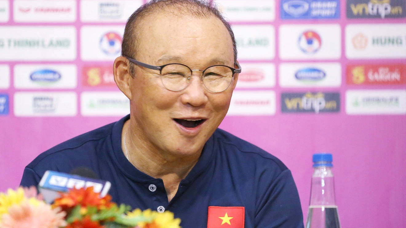 Tuyển Việt Nam và những phương án gợi mở ảnh 1