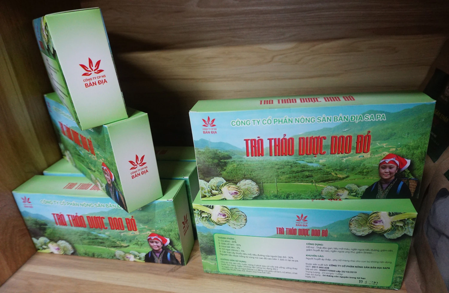 Một số sản phẩm dược liệu được du khách ưa thích.