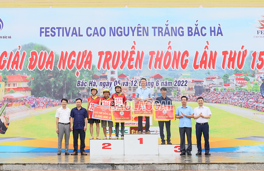 Kịch tính Chung kết Giải đua “Vó ngựa Cao nguyên trắng Bắc Hà mùa hè năm 2022” ảnh 11