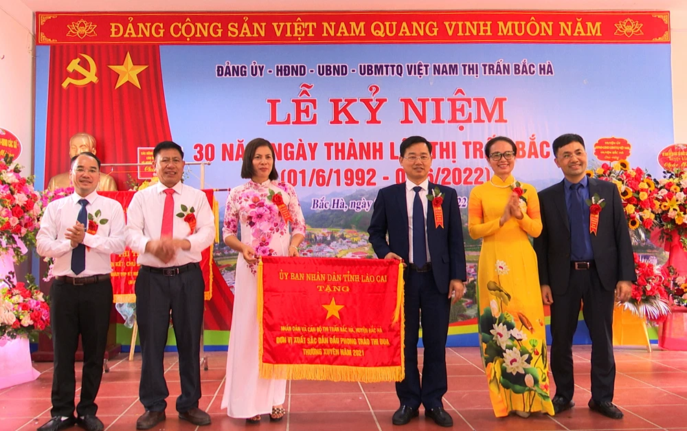 Thị trấn Bắc Hà kỷ niệm 30 năm Ngày thành lập (1/6/1992 – 1/6/2022) ảnh 1