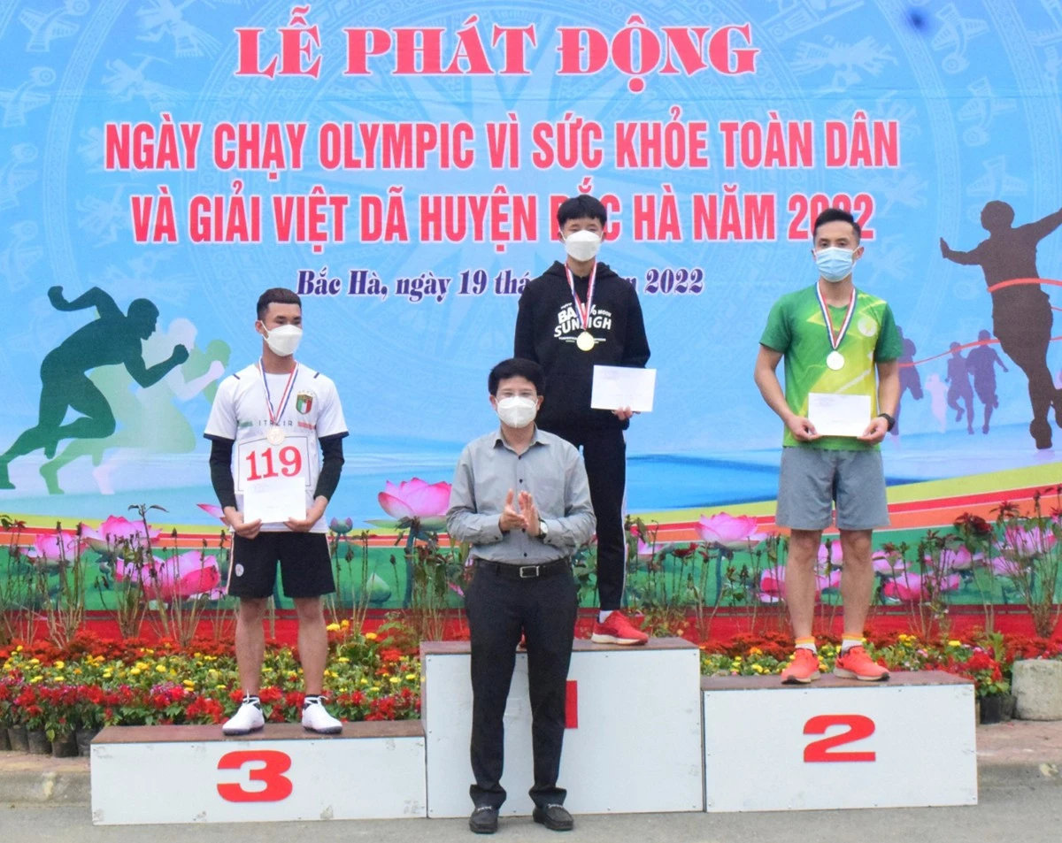 110 vận động viên tham dự Giải Việt dã huyện Bắc Hà năm 2022 ảnh 2