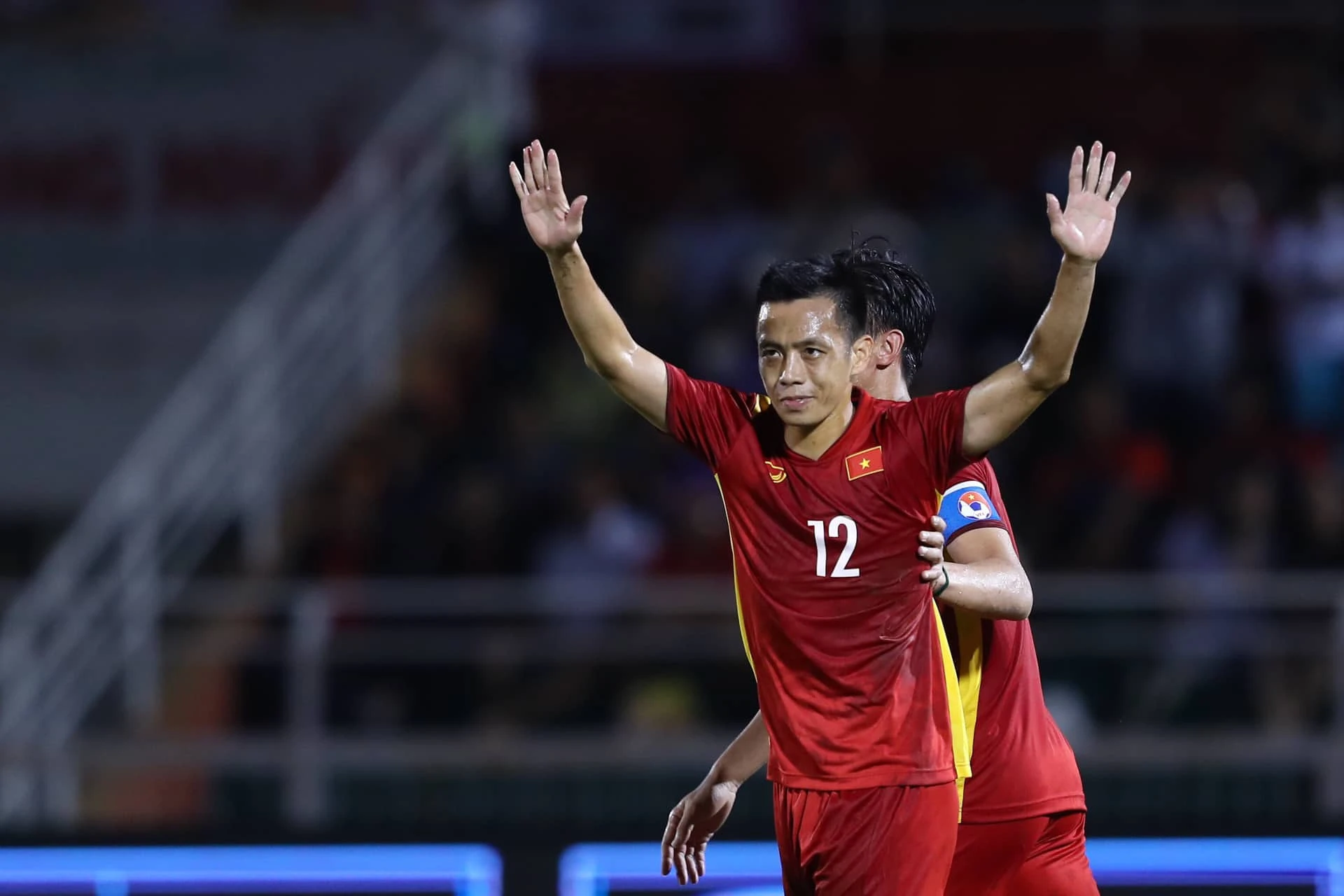 Văn Quyết tiếp tục ghi bàn thắng.