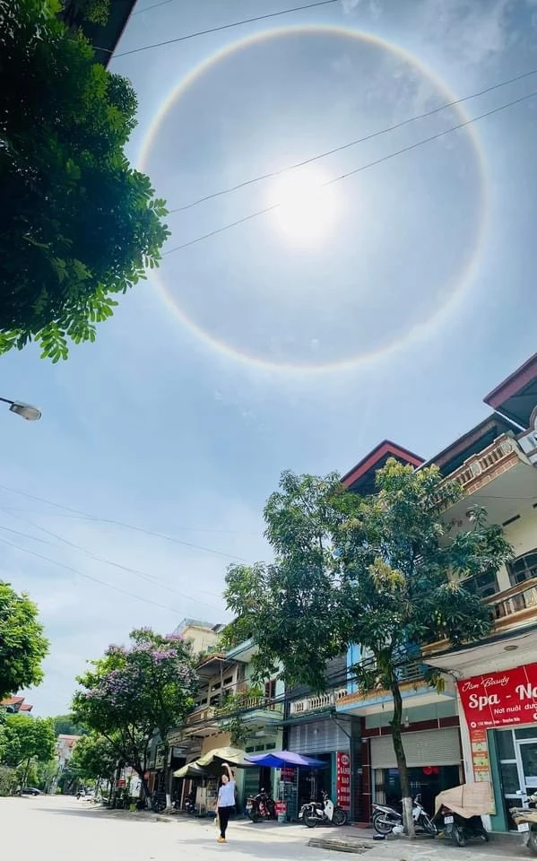 "Hào quang mặt trời” tại thành phố Lào Cai.