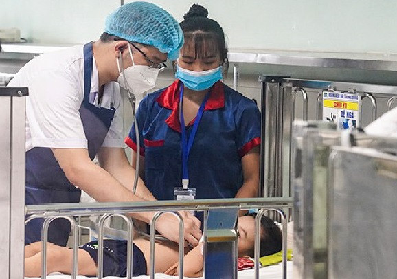 Số ca bệnh Adeno dương tính phát hiện tại Bệnh viện Nhi Trung ương đang gia tăng đột biến. Số ca bệnh Adeno dương tính phát hiện tại Bệnh viện Nhi Trung ương đang gia tăng đột biến.