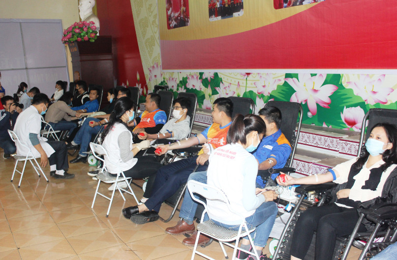 Lào Cai: Phấn đấu tiếp nhận trên 1.000 đơn vị máu ảnh 1 Lào Cai: Phấn đấu tiếp nhận trên 1.000 đơn vị máu ảnh 1