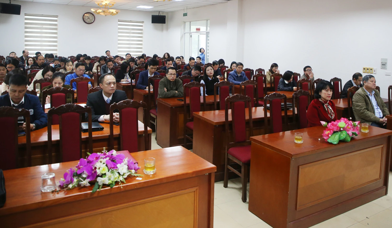 Các đại biểu dự hội nghị.