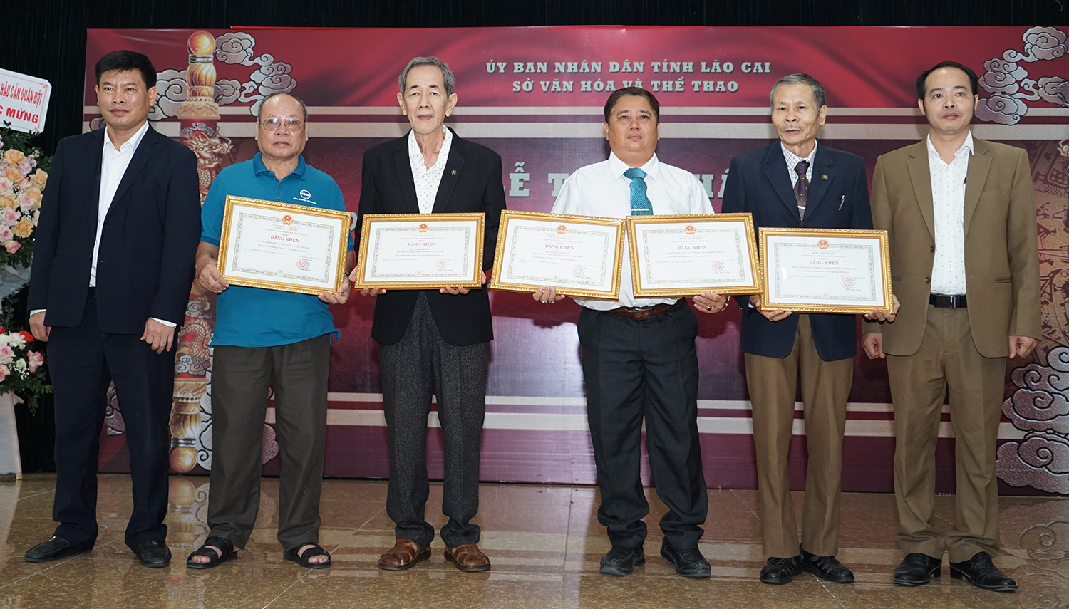 Bảo tàng tỉnh được trao tặng hơn 600 di vật, cổ vật ảnh 4 Bảo tàng tỉnh được trao tặng hơn 600 di vật, cổ vật ảnh 4