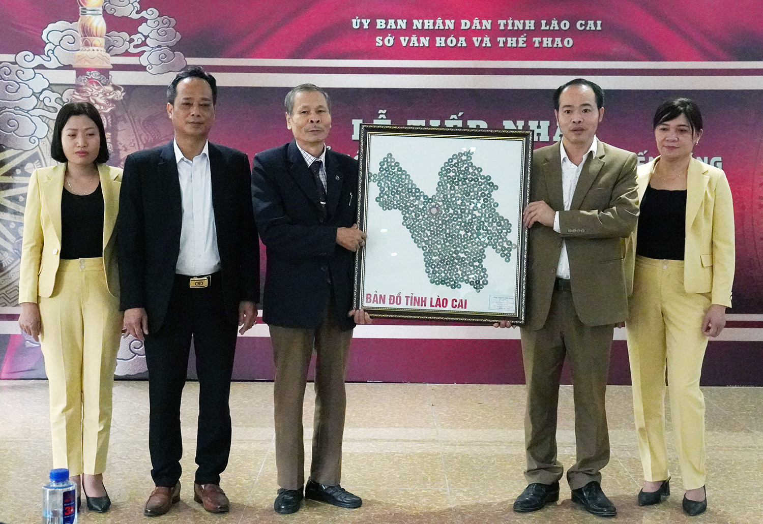 Bảo tàng tỉnh được trao tặng hơn 600 di vật, cổ vật ảnh 2 Bảo tàng tỉnh được trao tặng hơn 600 di vật, cổ vật ảnh 2