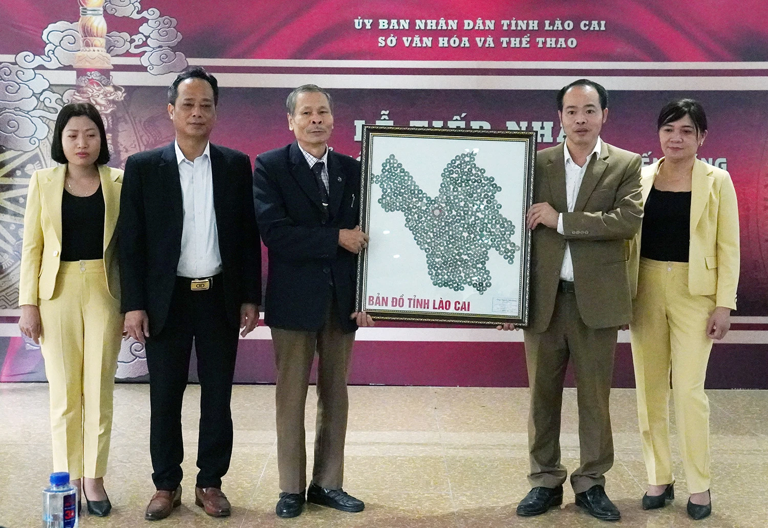 Bảo tàng tỉnh được trao tặng hơn 600 di vật, cổ vật ảnh 2 Bảo tàng tỉnh được trao tặng hơn 600 di vật, cổ vật ảnh 2