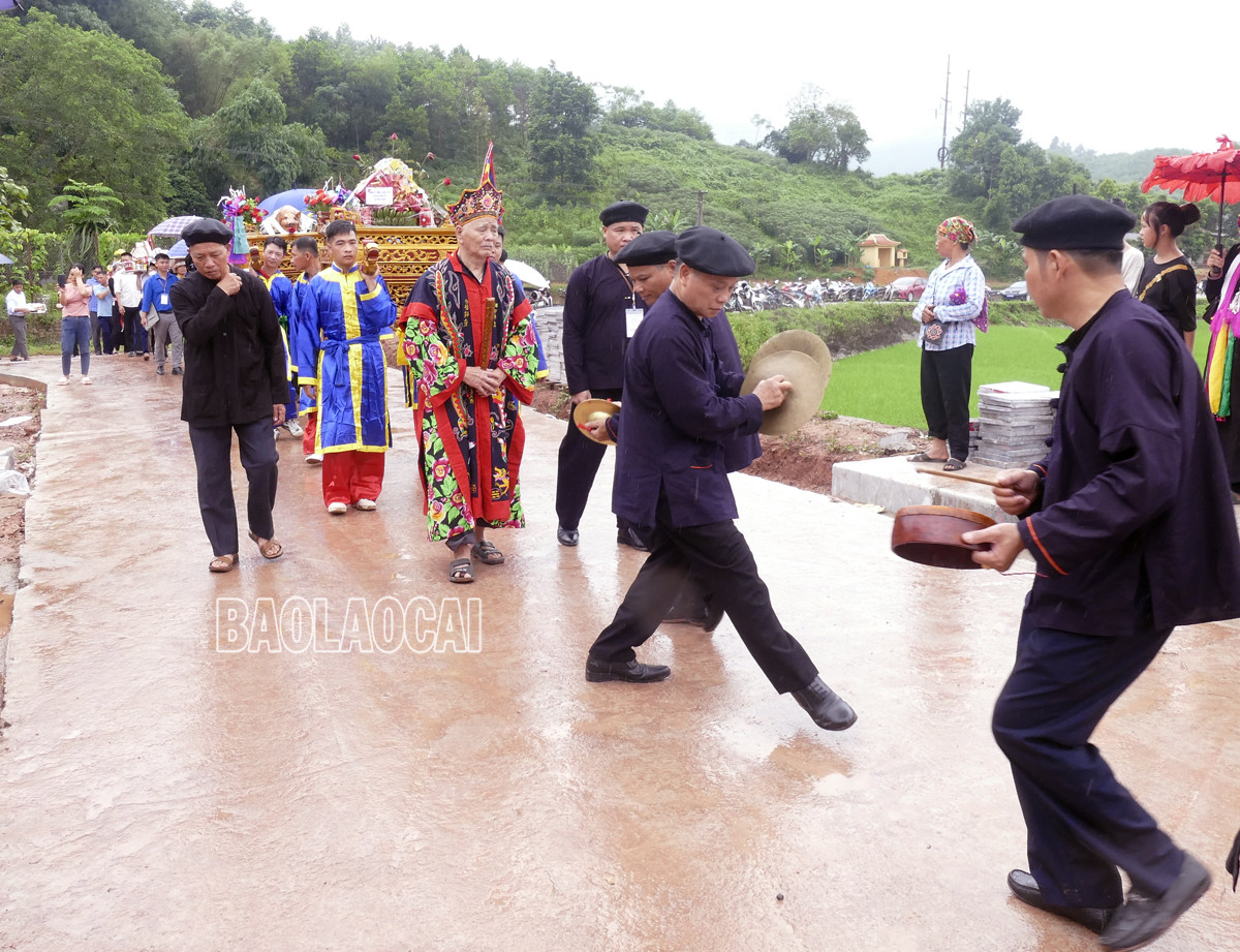 Bảo Yên: Tưng bừng Lễ hội đền Long Khánh ảnh 6