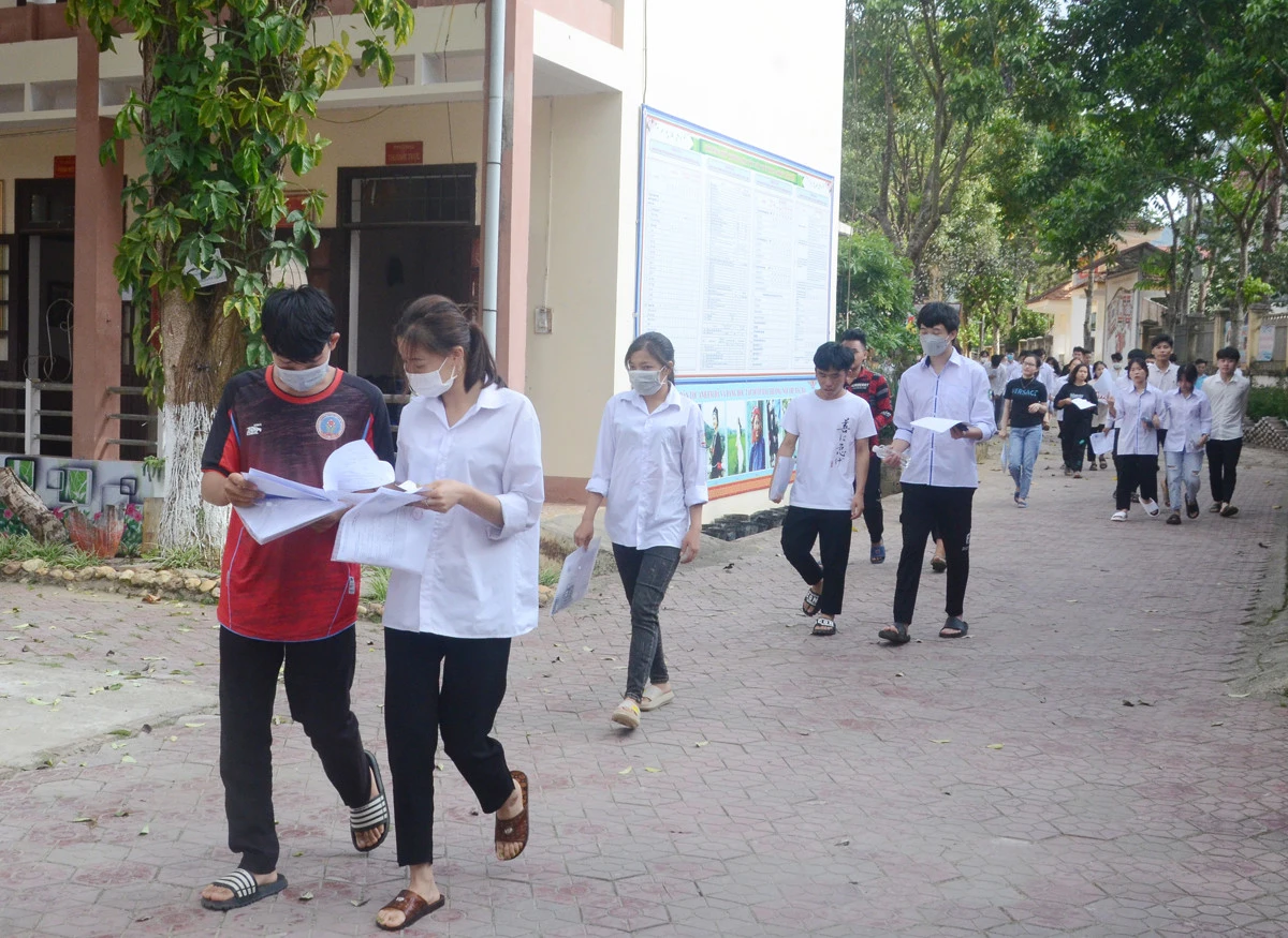 Đề thi môn Toán không quá phức tạp, nhưng cũng không dễ lấy điểm cao ảnh 6