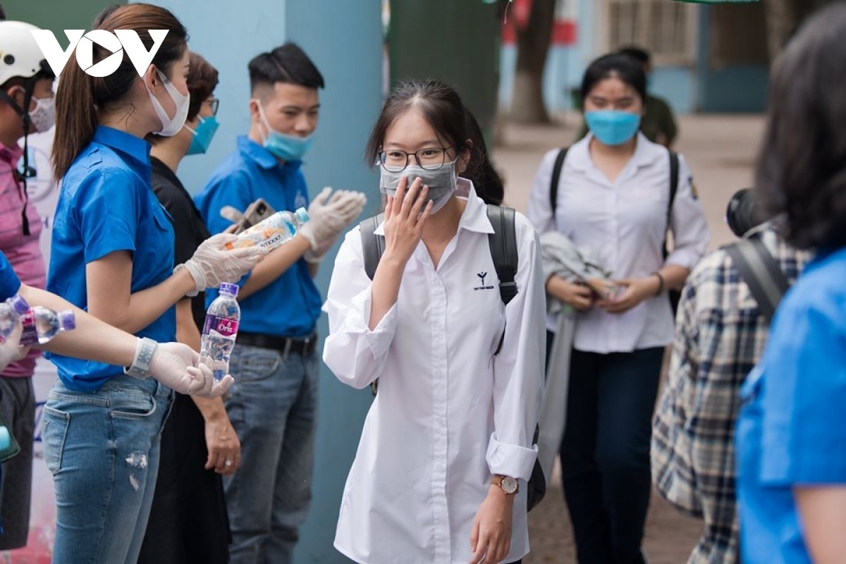 Nhiều địa phương cho biết, sẵn sàng đưa học sinh trở lại trường học ngay sau Tết Nguyên đán.