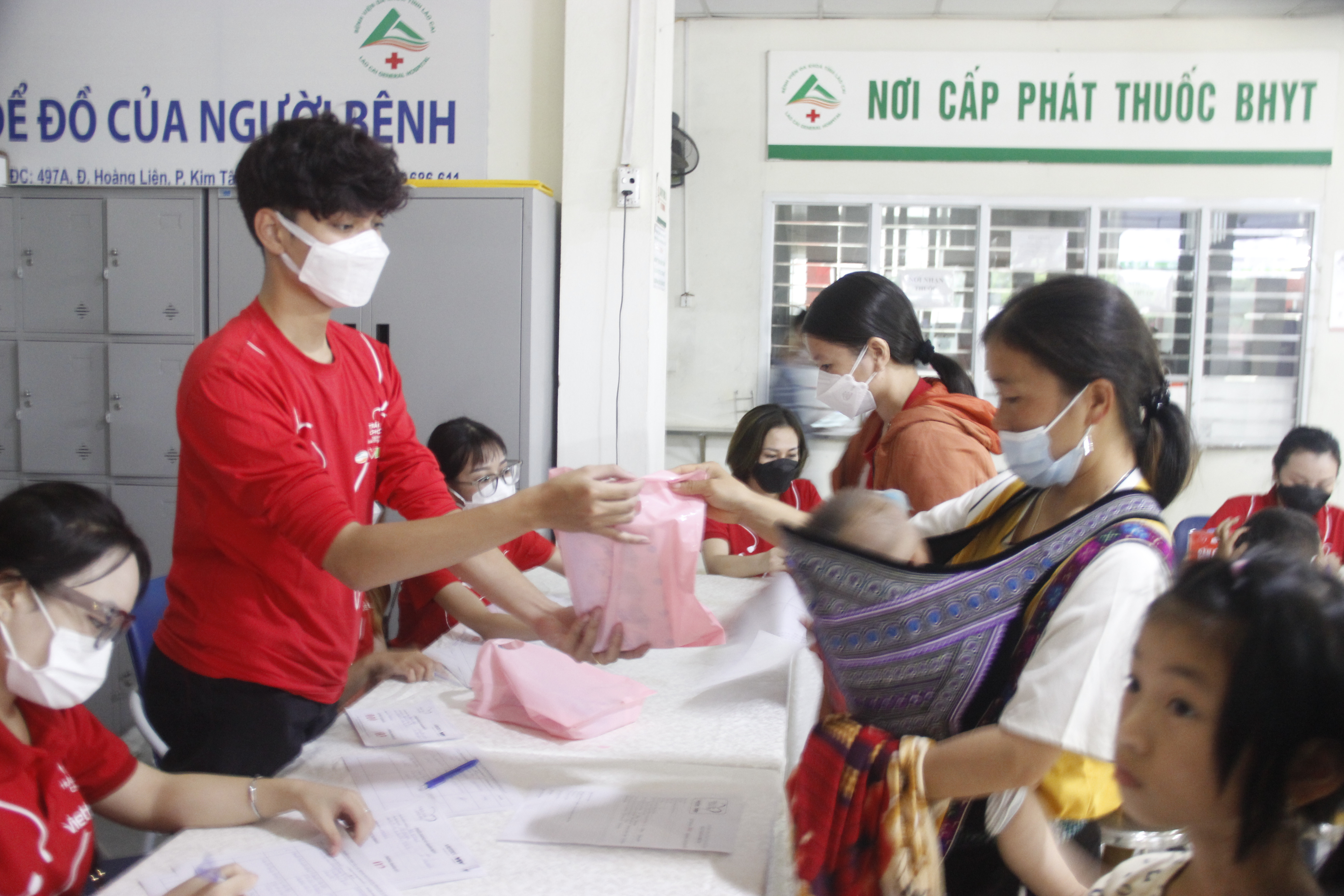 Chương trình "Trái tim cho em" khám sàng lọc bệnh tim bẩm sinh miễn phí cho trẻ em ảnh 6