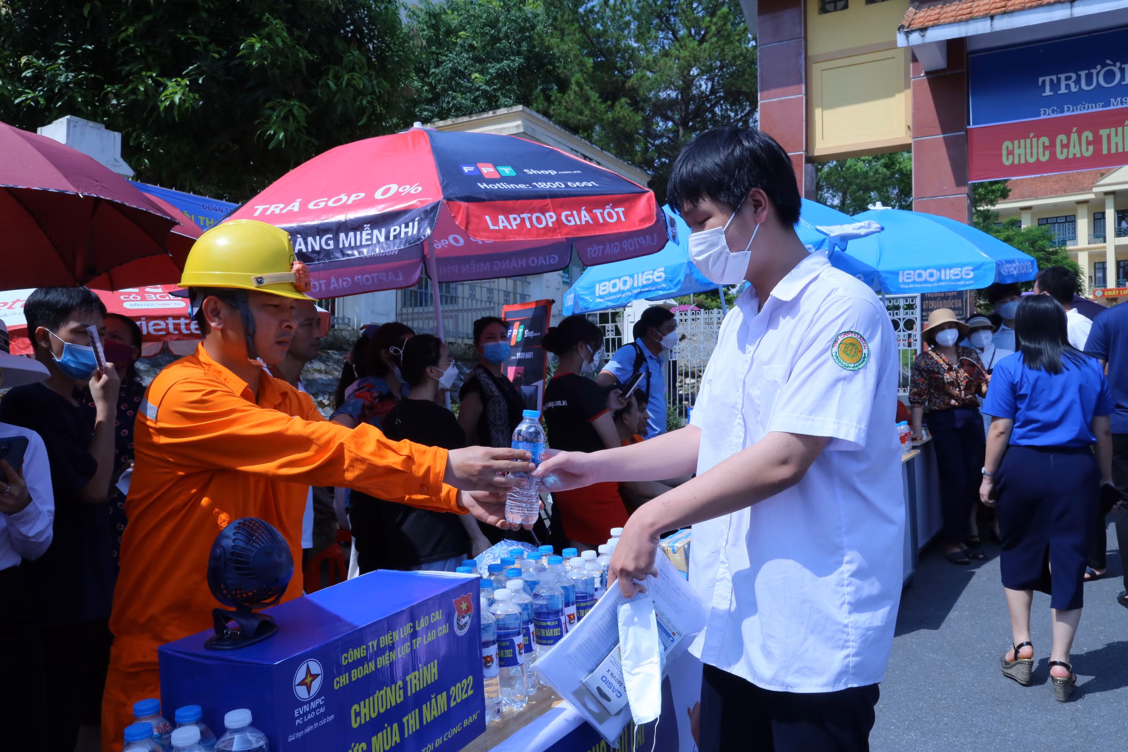 Chuyện bên lề kỳ thi tốt nghiệp THPT năm 2022 ảnh 5