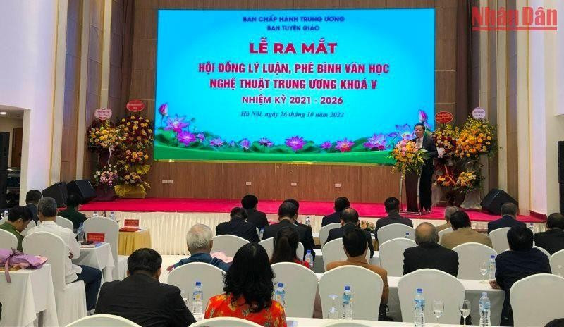 Toàn cảnh buổi Lễ ra mắt Hội đồng Lý luận, phê bình văn học, nghệ thuật Trung ương nhiệm kỳ 2021 - 2026.