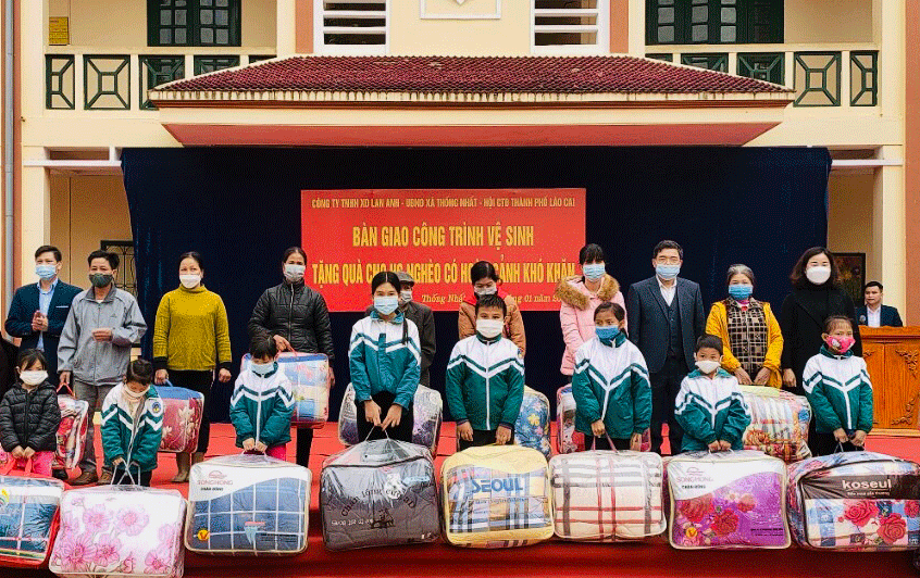 Bàn giao công trình nhà vệ sinh cho 2 trường học xã Thống Nhất ảnh 2 Bàn giao công trình nhà vệ sinh cho 2 trường học xã Thống Nhất ảnh 2