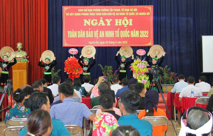 Quang cảnh ngày hội.