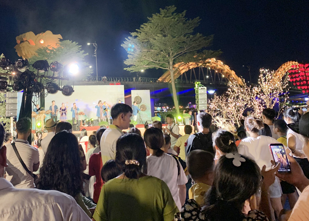 Ngày hội Văn hóa Du lịch Sa Pa tại Đà Nẵng thu hút đông du khách ảnh 1