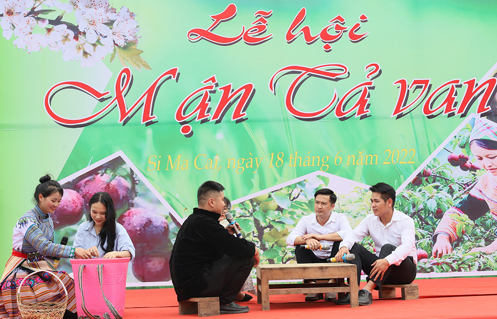 Rộn ràng Lễ hội mận Tả van huyện vùng cao Si Ma Cai ảnh 2