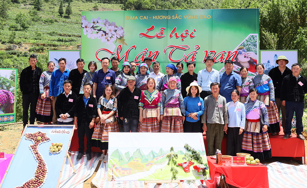 Rộn ràng Lễ hội mận Tả van huyện vùng cao Si Ma Cai ảnh 10