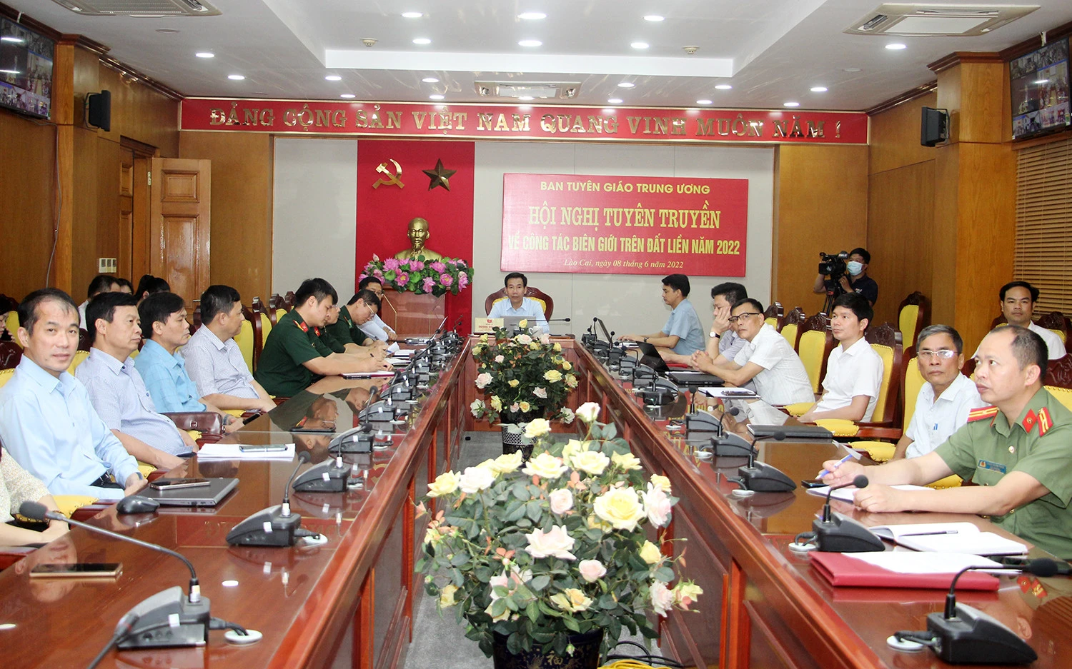 Quang cảnh hội nghị tại điểm cầu tỉnh Lào Cai.