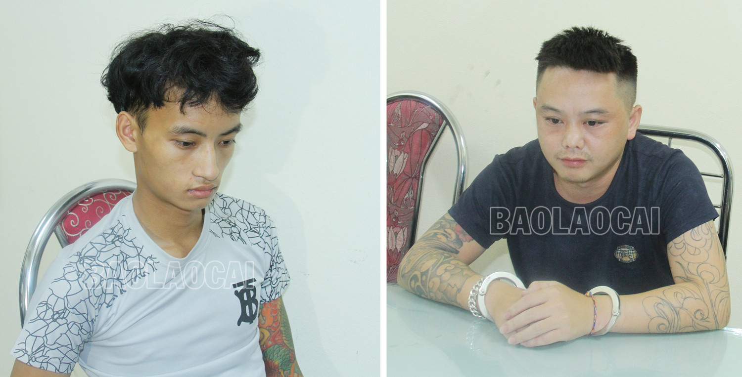 Thào Seo Dơ (trái ảnh) và Sùng Seo Páo tại Cơ quan Cảnh sát điều tra.