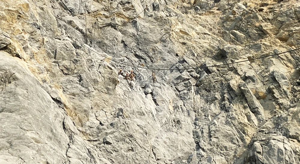 Đảm bảo an toàn lao động ở các mỏ đá ảnh 1