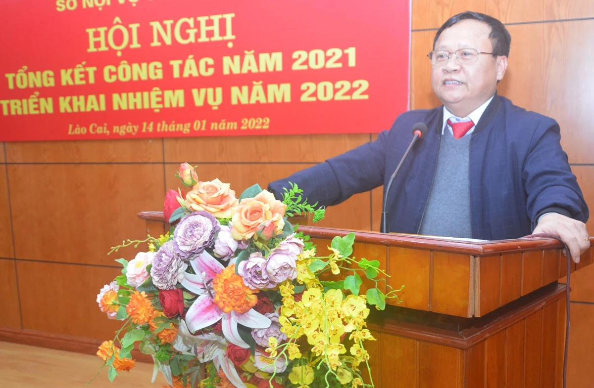 Phó Chủ tịch UBND tỉnh Nguyễn Trọng Hài phát biểu tại hội nghị.