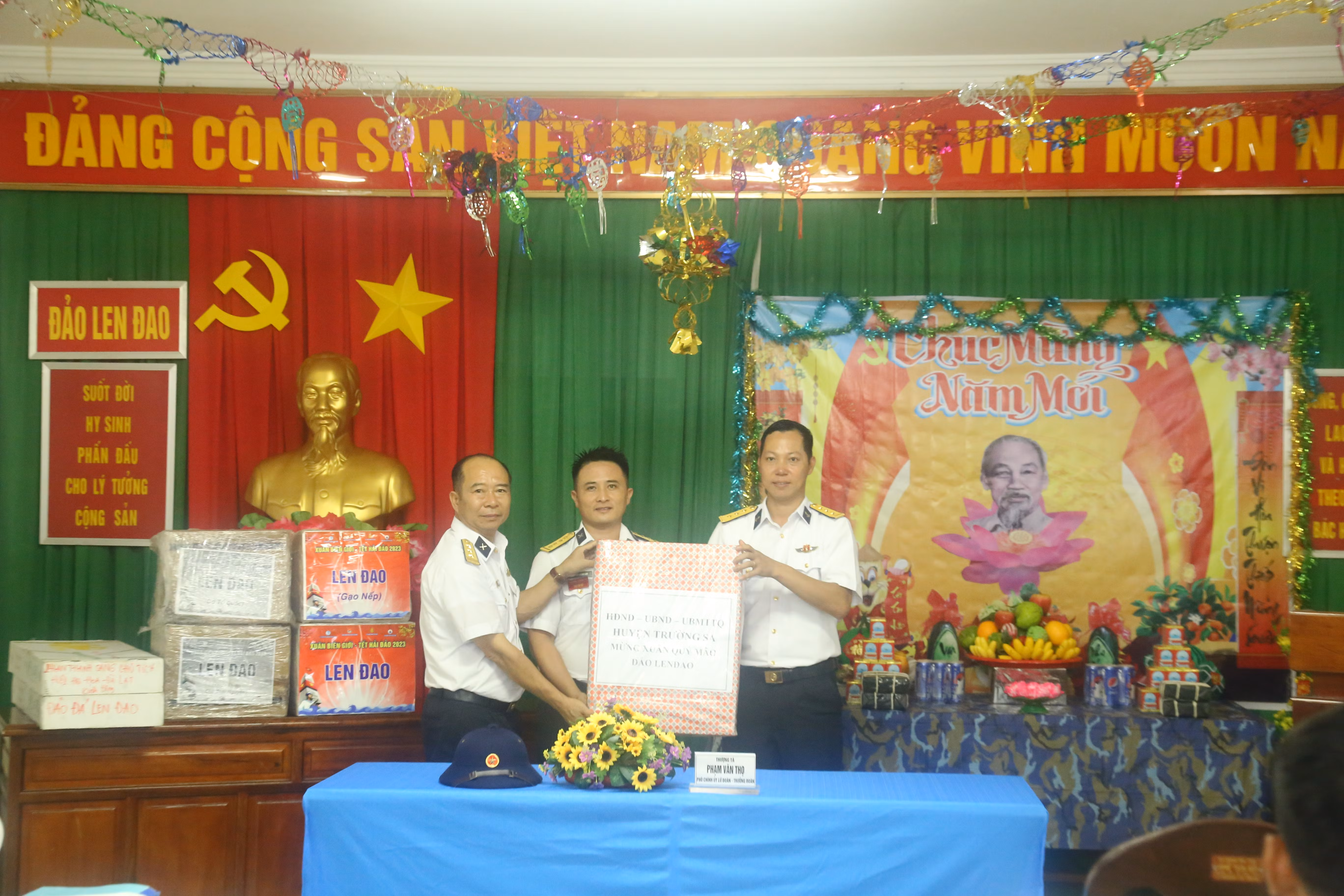 Đón Tết sớm ở tuyến đảo tiền tiêu Cô Lin - Len Đao ảnh 8