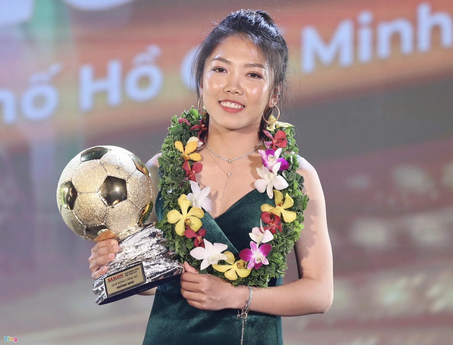 Cầu thủ Huỳnh Như