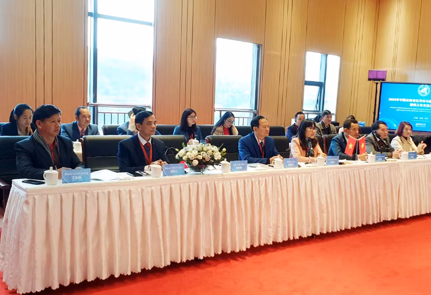 Tỉnh Lào Cai và Lai Châu hội đàm, chúc tết châu Hồng Hà, tỉnh Vân Nam, Trung Quốc ảnh 11