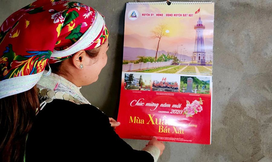 Đồng bào vùng cao rộn ràng chuẩn bị đón Tết ảnh 8