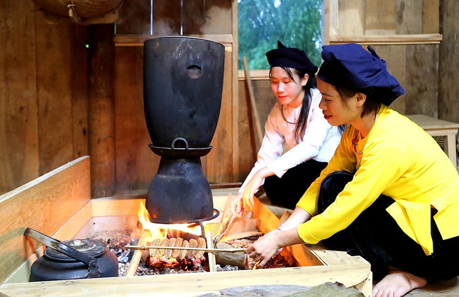 Đồng bào vùng cao rộn ràng chuẩn bị đón Tết ảnh 1 Đồng bào vùng cao rộn ràng chuẩn bị đón Tết ảnh 1