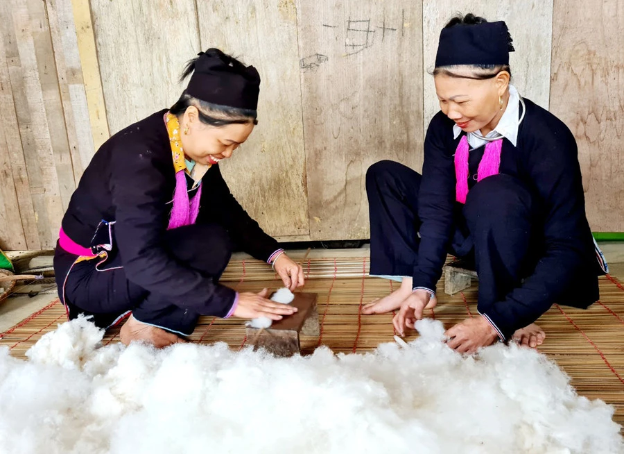 Đồng bào vùng cao rộn ràng chuẩn bị đón Tết ảnh 10 Đồng bào vùng cao rộn ràng chuẩn bị đón Tết ảnh 10